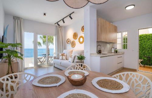 Ocean View on the Beach in the Center of Town! - Photo 4