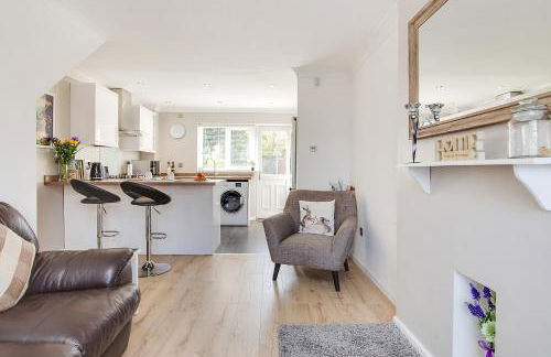 Westmorland House - Photo 12