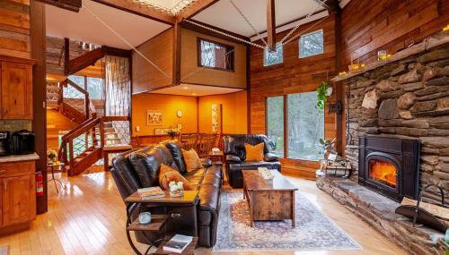 MapleCastle == HotTub, RiverSide, IndoorHummock, FirePlace, BackYard - Foto 1