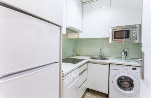 Universidad en Madrid - Photo 20