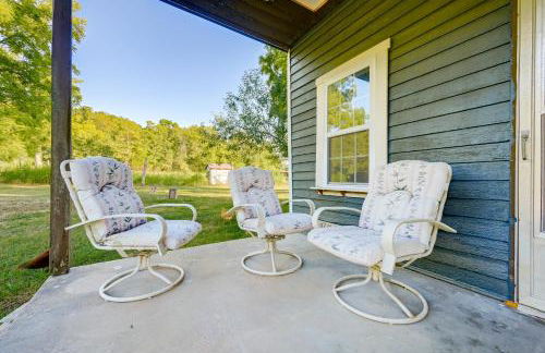 Hot Tub and Creek Views Secluded Perryville Cabin - Foto 30