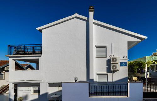 Sydney Apartment - Photo 10