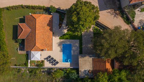 Experience VILLAGE LIFE - Jokini Dvori with private pool - Foto 2, sunbed