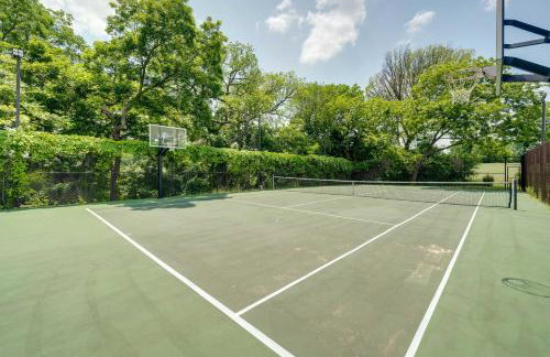 10 Acres with Hot Tub and Pond Luxury Melissa Villa! - Foto 42