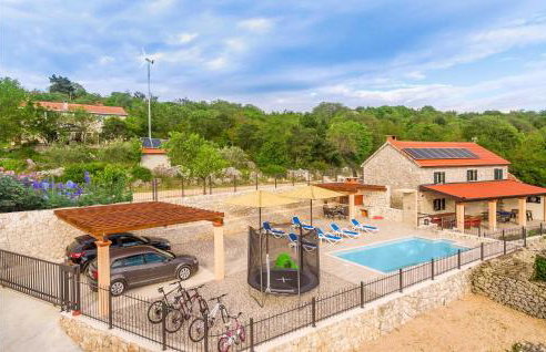 3 Bedroom Amazing Home In Vid - Foto 6