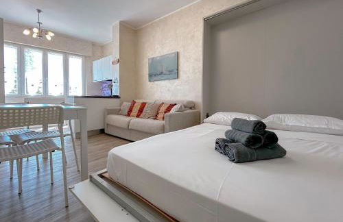 Perfect Spot with WiFi & AC by Host Hero - Foto 3