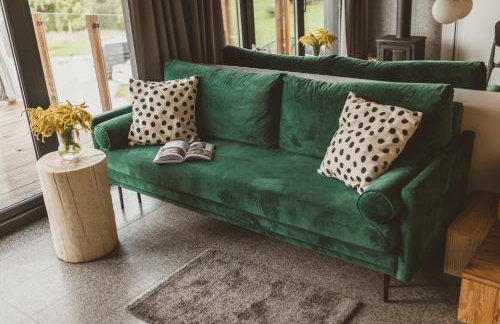 WymarzONE domki- z prywatnymi jacuzzi i kominkiem - Foto 8