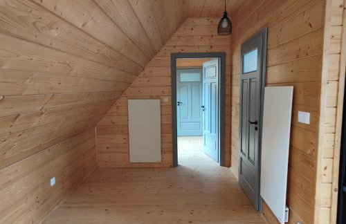 Dzika Dziura z jacuzzi - Foto 42