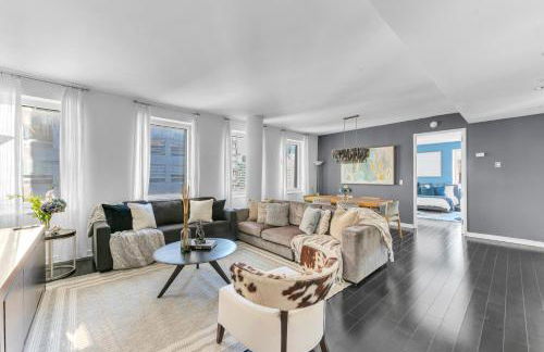 Elegant Midtown Retreat, City Views, Steps to Times Square - Foto 27