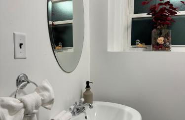 Gold Coast Oasis 2BR Home Near Airports, Game Room, FirePit - Foto 23