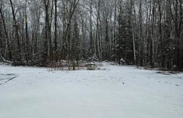 King Bed Outdoor Fireplace Seconds From Highway - Foto 15