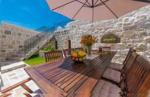 Villa Royal House - Photo 16