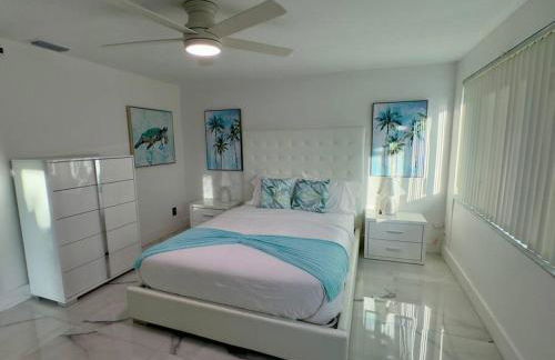Amazing Home w Heated Pool 8 mins to the Beach - Foto 22
