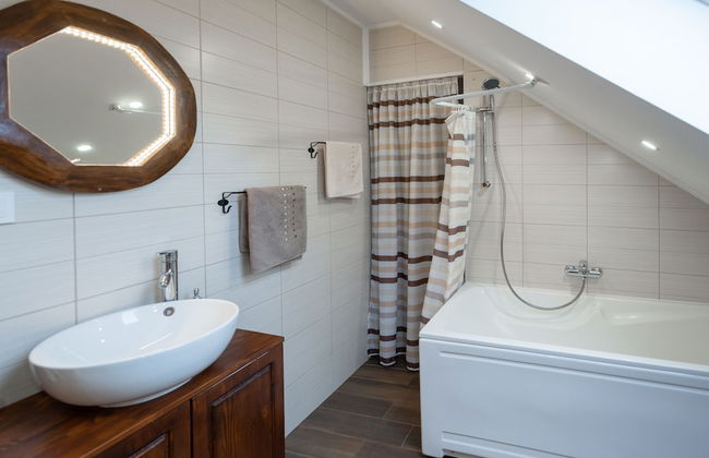 Hazelnut Pool House - Foto 10