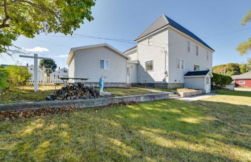 Dom Rodzinny Lakeview Getaway - Walk to Lake Huron - Photo 33