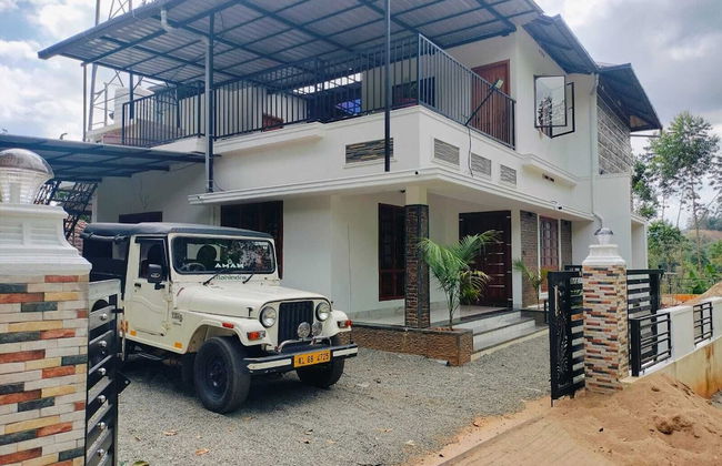 Half Moon - Photo 15