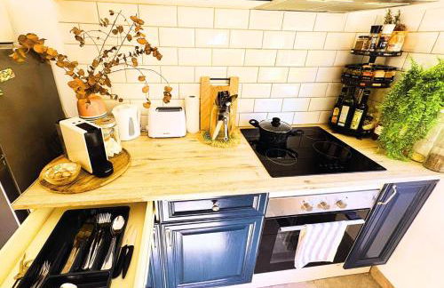 Maison Langevin 2-Bedroom House with Cozy Garden & Patio - Foto 18