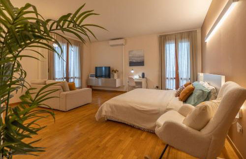 ComfortHouse Netflix, Prime, WiFi, TV, Balcony - Foto 4