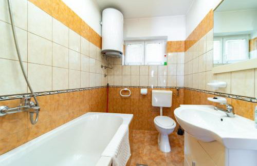 Apartments Lores - Photo 27