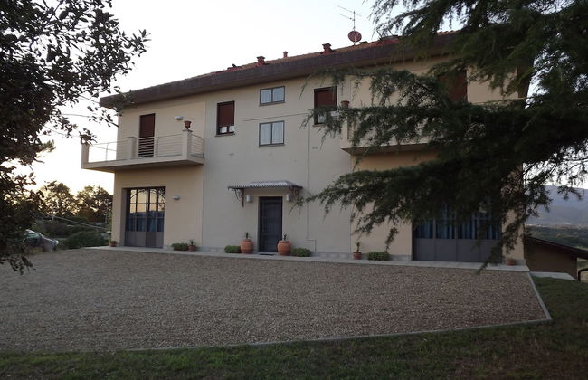 Tenuta i Lecci di Gurian Roberta Maura - Photo 2