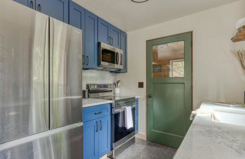 Thompson Cabin - Charming Salmon Riverfront A-Frame Oasis w/ fireplace - Foto 32