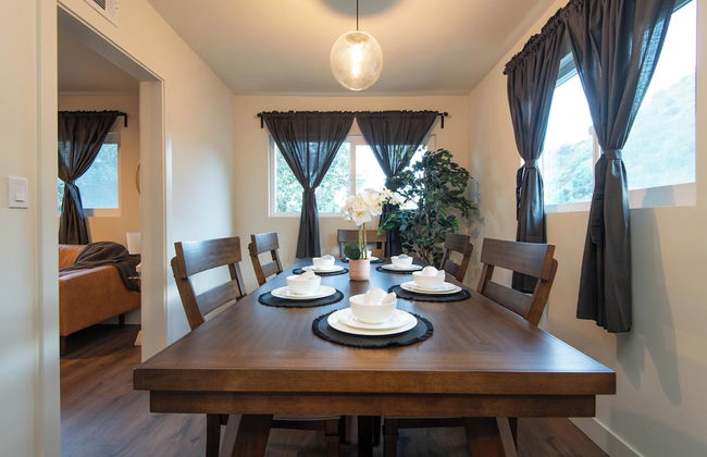 Superb Apartment near Dodger - Photo 18