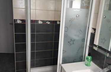 Le Denfert - Wifi Netflix - Quais de Savoureuse - Foto 10