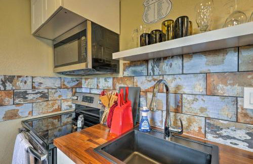 Winslow Apartment with Jacuzzi, Deck and Grill Access! - Foto 14