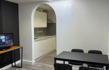 Yugogo One-Bedroom Apartment 37 London Road - Photo 12