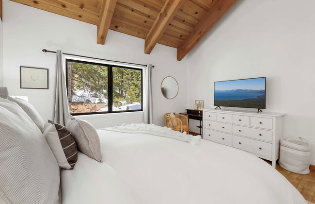 Bright & Modern Cabin Luxury Home in Carnelian Bay! - Foto 7
