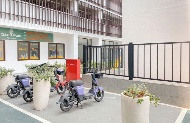 Spacious And Homey Studio At Cleon Park Apartment - Photo 19