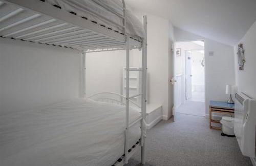 Caleb's Cottage - 4 Bedroom Cottage - Solva - Photo 40