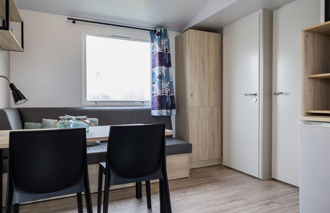 Modern 6-person Chalet in the Frisian Countryside, 3 Bedrooms and Wifi - Photo 95