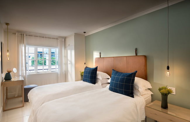 More Quarters Hotel - Photo 5