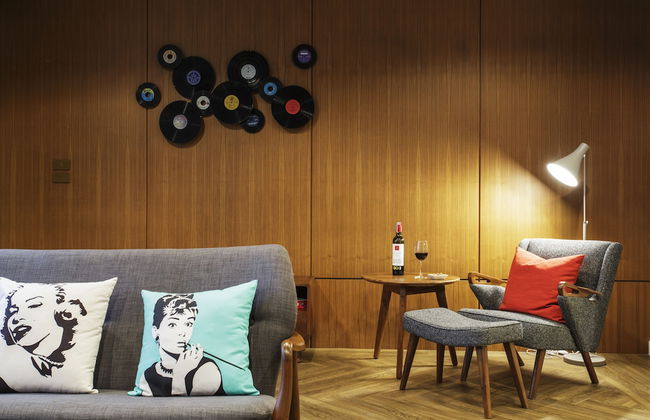 Tolani Nimman Villa Chiang Mai - Photo 40