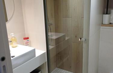 La Glycine Hypercentre et tout confort - Photo 11