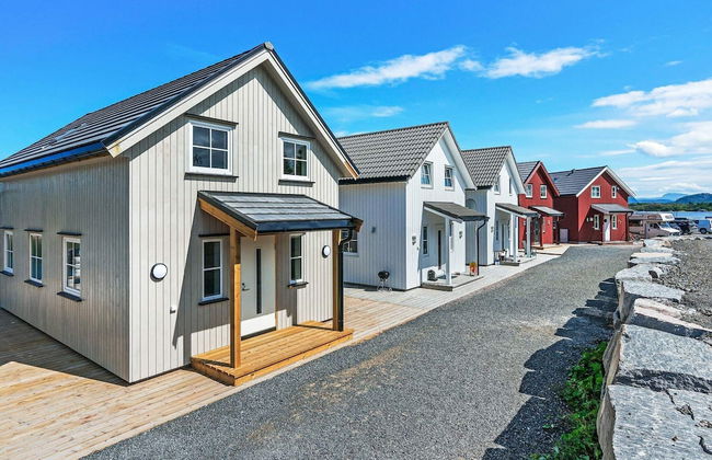 6 Person Holiday Home in Averoy - Foto 26