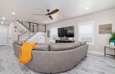 Heated Pool & Spa! Close To The Beach! - Photo 22