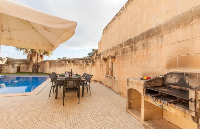 Centre Island Gozitan Farmhouse Pool - Foto 32