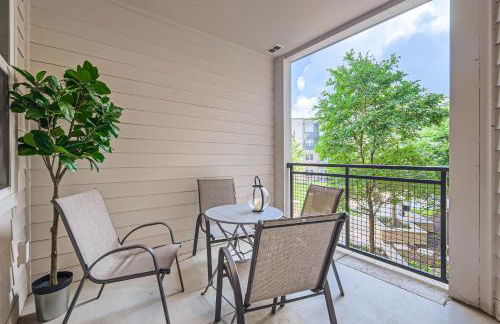 Cozy 1BR King Suite Close to Downtown w Fast Wifi - Photo 10