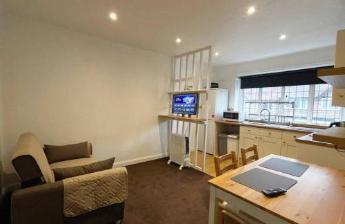 One-Bedroom flat in Cheam Village - Foto 16