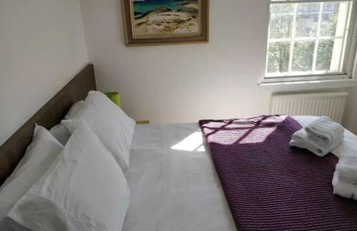 University and Central Edinburgh - Photo 8