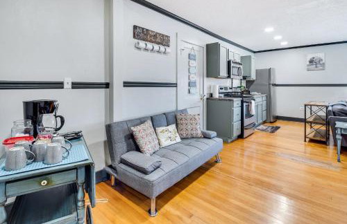 Bright Brevard Home Near Downtown and Trails - Foto 13