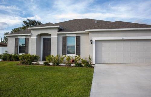 Modern Home in Palm Bay - Foto 17