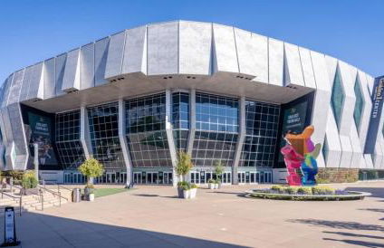 Balcony View and King Beds Walk to Golden 1 Center - Foto 28