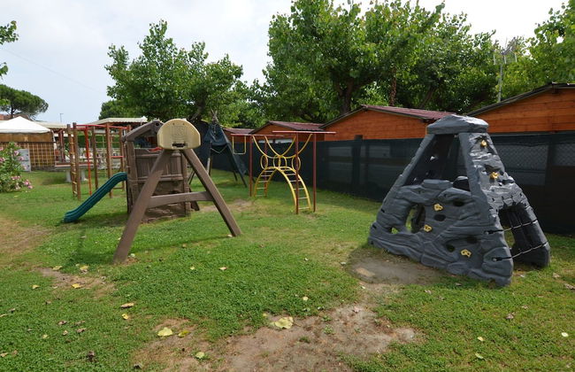 Comfy Chalet with Terrace near Sea - Foto 21