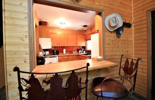 Cozy Sequoia Forest Cabin near Lake Isabella - Foto 6