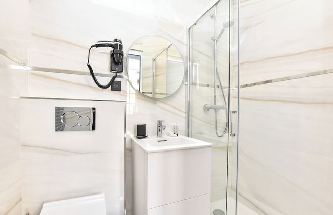 Cozy Apartment - 2br/7p - Arc de Triomphe - Photo 11