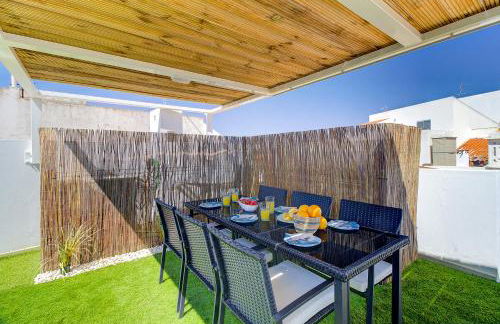 Amazing Home with Balcony & Barbecue - Foto 30