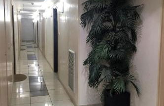 T2 proche de la gare, à 10 minutes à pieds de la Croisette, piscine & parking dans résidence de haut standing - Foto 17